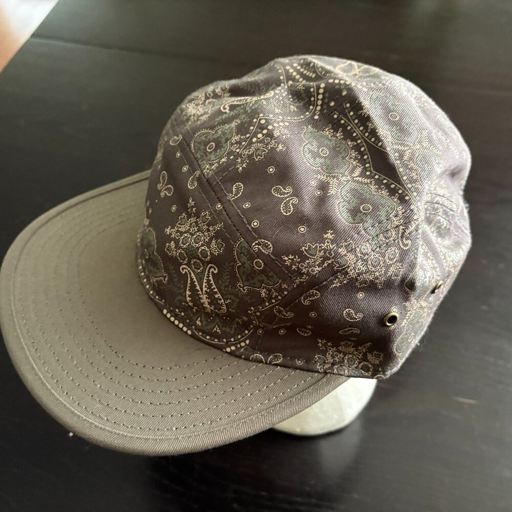 NEW  Mens Bio-domes Paisley Skateboard Snapback Streetwear Hat Cap